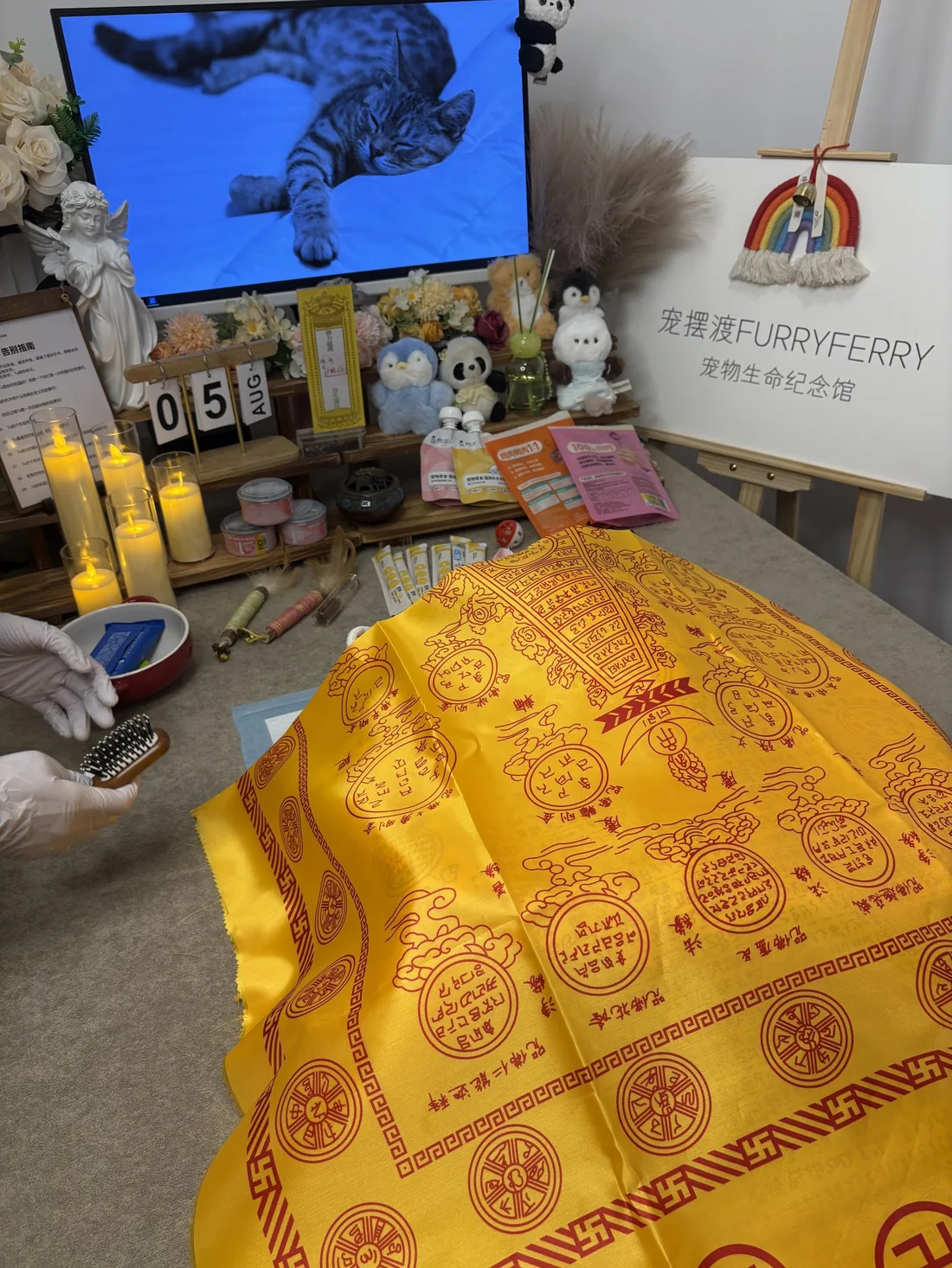宠物殡葬告别仪式中的纪念布置